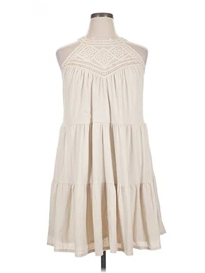 Pre-owned Torrid Casual Dress In White