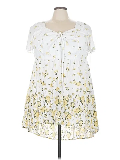 Pre-owned Torrid Casual Dress In White