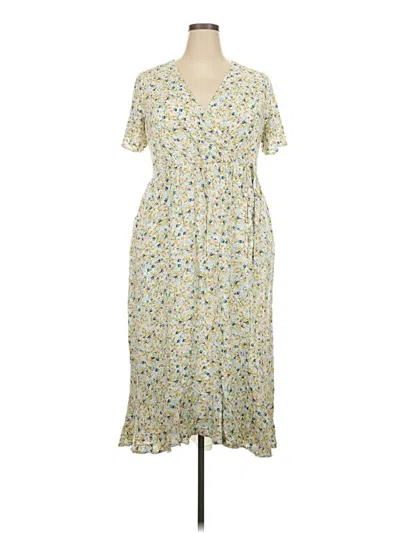 Pre-owned Torrid Casual Dress In White