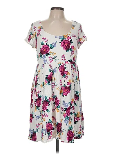Pre-owned Torrid Casual Dress In White