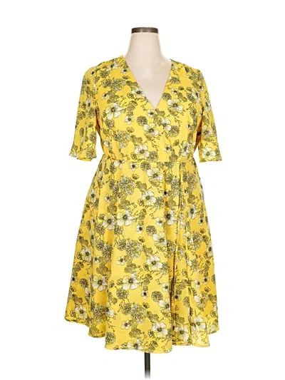 Pre-owned Torrid Casual Dress In Yellow