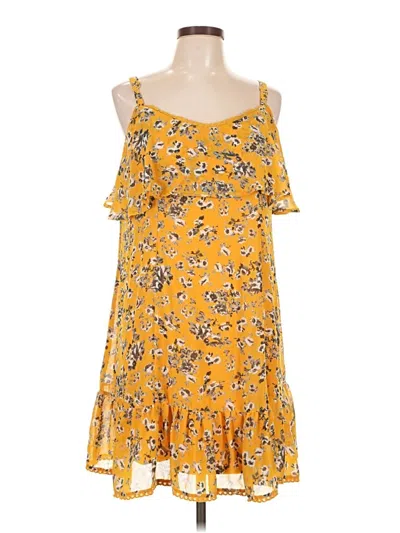 Pre-owned Torrid Casual Dress In Yellow