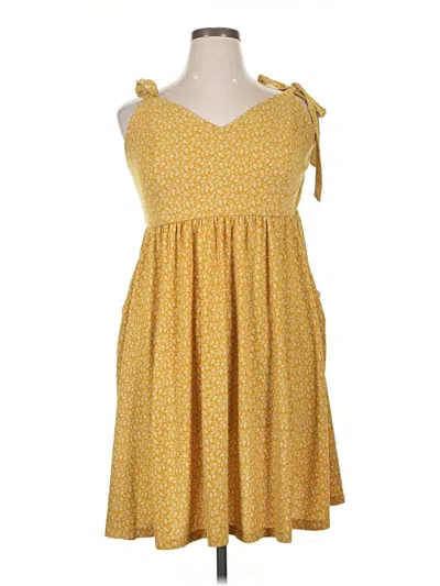 Pre-owned Torrid Casual Dress In Yellow