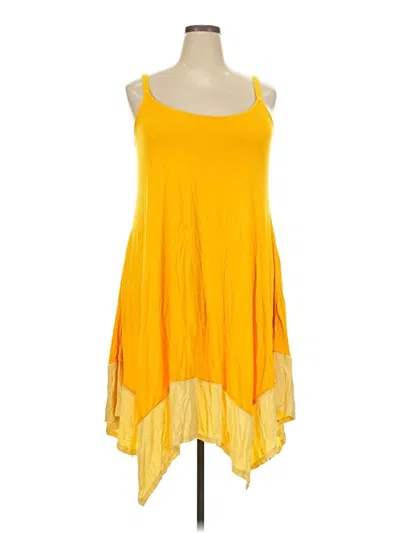 Pre-owned Torrid Casual Dress In Yellow