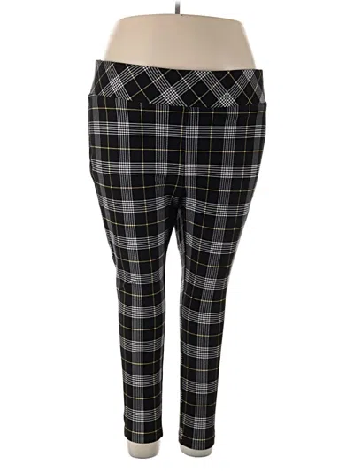 Pre-owned Torrid Casual Pants In Black