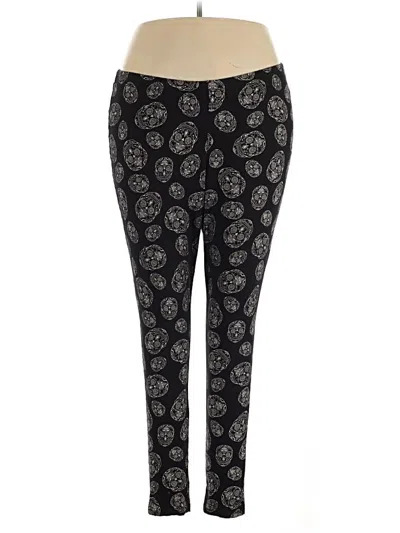 Pre-owned Torrid Casual Pants In Black