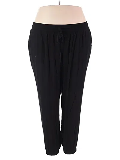 Pre-owned Torrid Casual Pants In Black