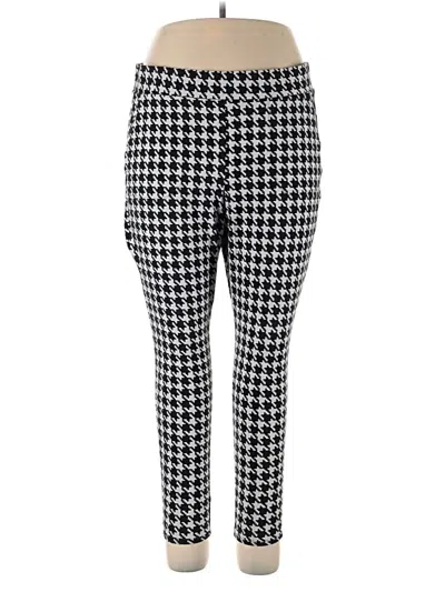 Pre-owned Torrid Casual Pants In Black
