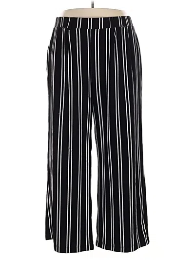 Pre-owned Torrid Casual Pants In Black