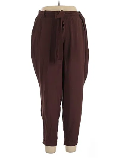 Pre-owned Torrid Casual Pants In Burgundy