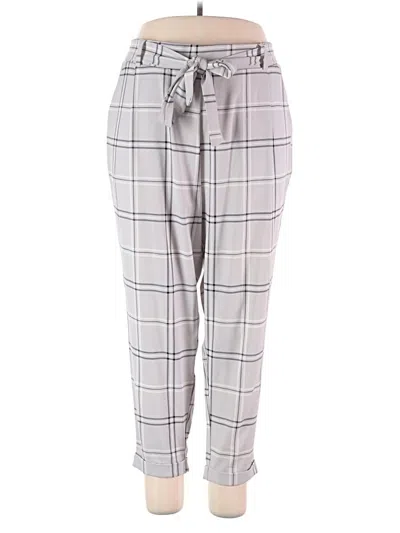 Pre-owned Torrid Casual Pants In Gray