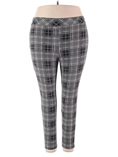 Pre-owned Torrid Casual Pants In Gray