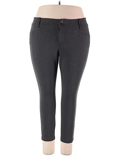 Pre-owned Torrid Casual Pants In Gray