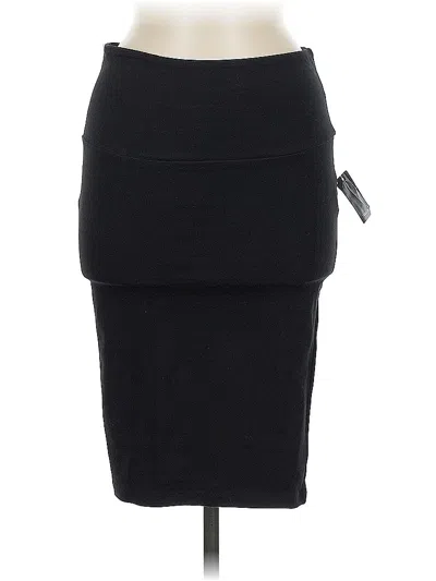 Pre-owned Torrid Casual Skirt In Black