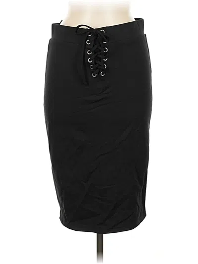 Pre-owned Torrid Casual Skirt In Black