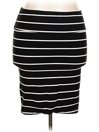 Pre-owned Torrid Casual Skirt In Black