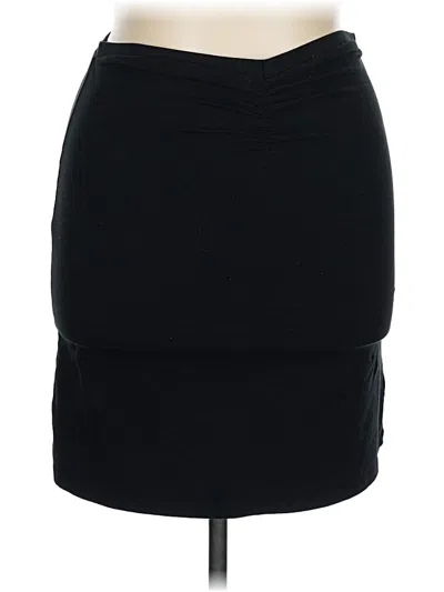 Pre-owned Torrid Casual Skirt In Black