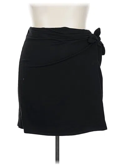 Pre-owned Torrid Casual Skirt In Black