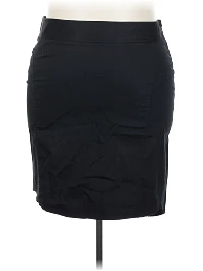 Pre-owned Torrid Casual Skirt In Black