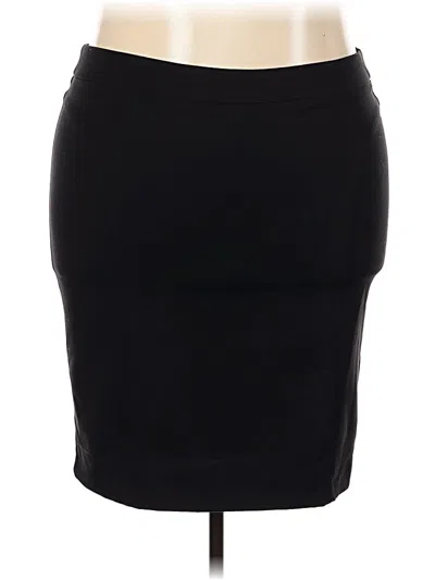 Pre-owned Torrid Casual Skirt In Black