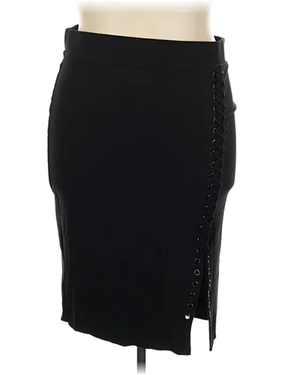 Pre-owned Torrid Casual Skirt In Black