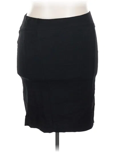 Pre-owned Torrid Casual Skirt In Black