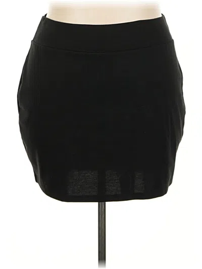 Pre-owned Torrid Casual Skirt In Black