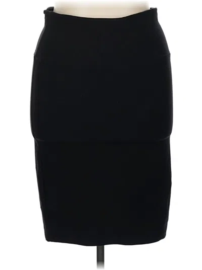 Pre-owned Torrid Casual Skirt In Black