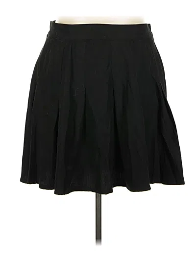 Pre-owned Torrid Casual Skirt In Black