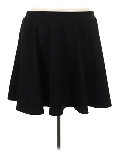 Pre-owned Torrid Casual Skirt In Black