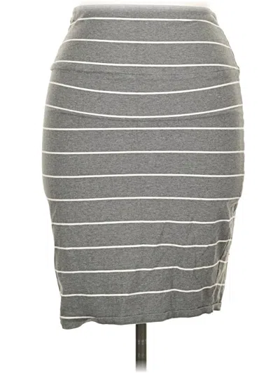 Pre-owned Torrid Casual Skirt In Gray