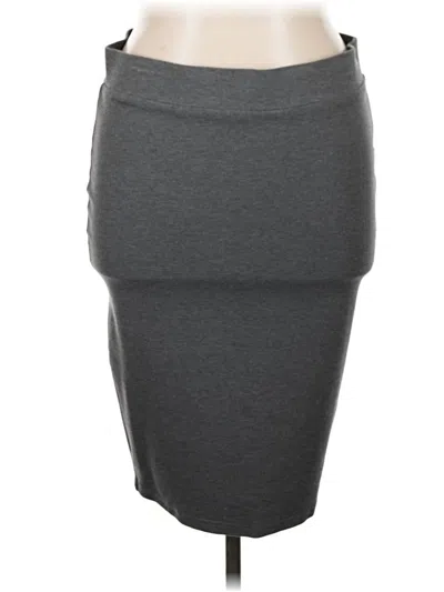 Pre-owned Torrid Casual Skirt In Gray