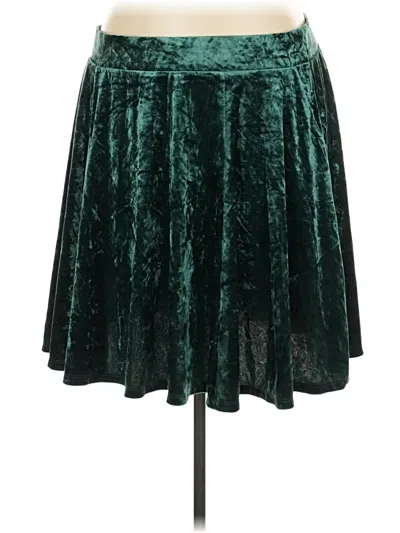 Pre-owned Torrid Casual Skirt In Green