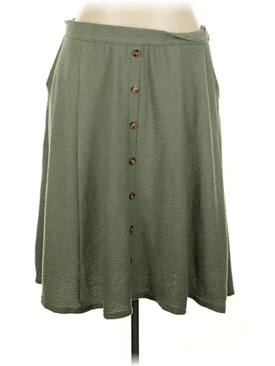 Pre-owned Torrid Casual Skirt In Green