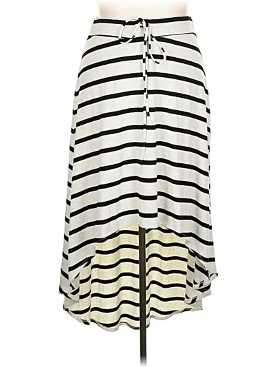 Pre-owned Torrid Casual Skirt In White