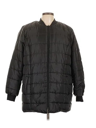 Pre-owned Torrid Coat In Black