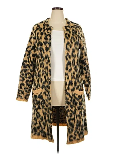 Pre-owned Torrid Coat In Gold