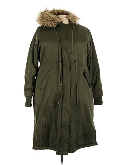 Pre-owned Torrid Coat In Green
