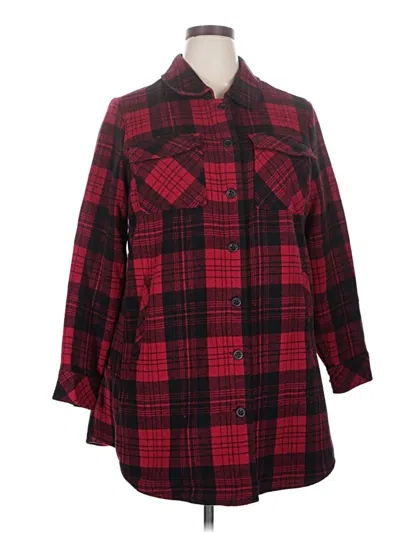 Pre-owned Torrid Coat In Red