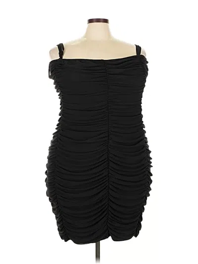 Pre-owned Torrid Cocktail Dress In Black
