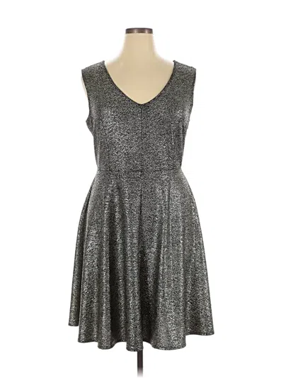 Pre-owned Torrid Cocktail Dress In Black