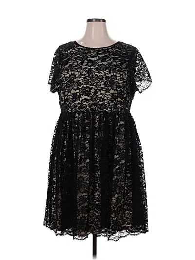 Pre-owned Torrid Cocktail Dress In Black