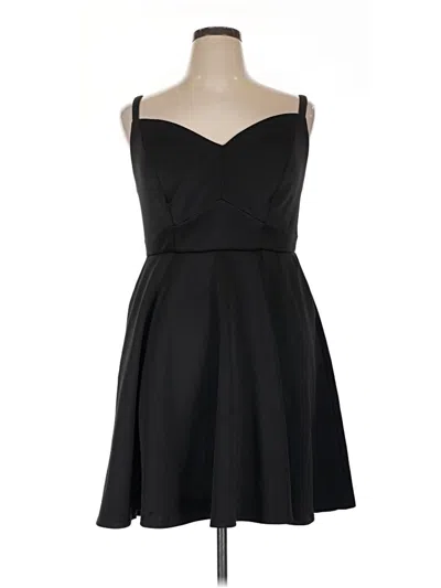Pre-owned Torrid Cocktail Dress In Black