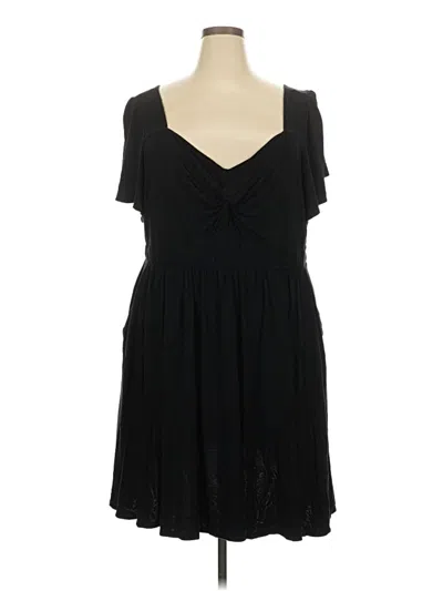 Pre-owned Torrid Cocktail Dress In Black