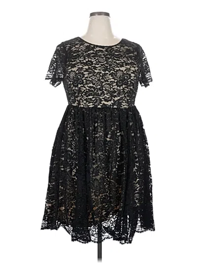 Pre-owned Torrid Cocktail Dress In Black