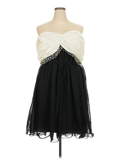 Pre-owned Torrid Cocktail Dress In Black