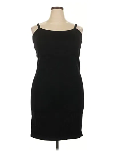 Pre-owned Torrid Cocktail Dress In Black