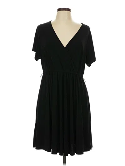 Pre-owned Torrid Cocktail Dress In Black