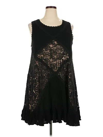 Pre-owned Torrid Cocktail Dress In Black