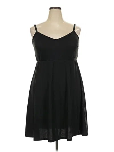 Pre-owned Torrid Cocktail Dress In Black